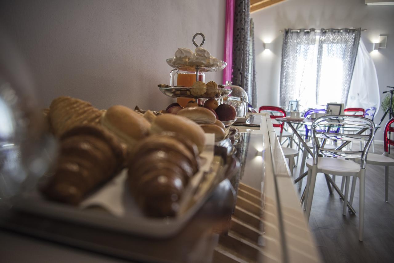 Michela Bb & Relais Bed & Breakfast Lonato Eksteriør bilde