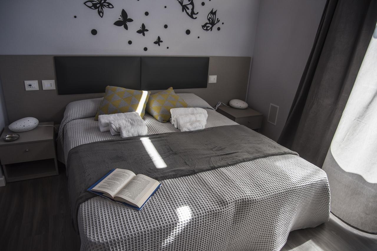 Michela Bb & Relais Bed & Breakfast Lonato Eksteriør bilde